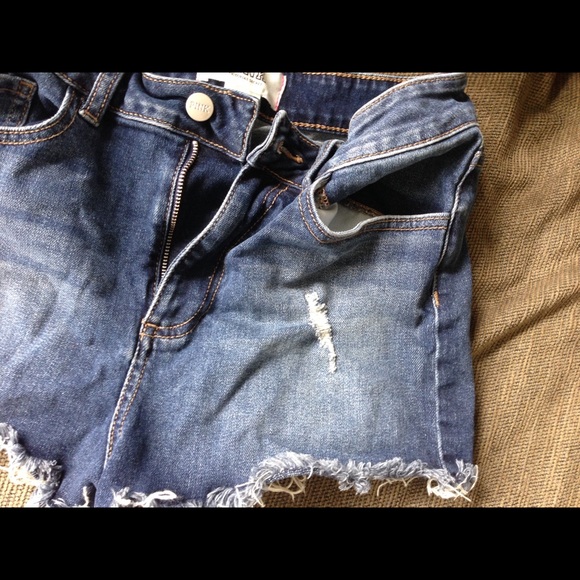 Victoria’s Secret VS Pink Short Jeans Bottom Sz 6 - Picture 3 of 7